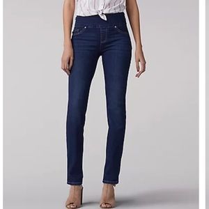 LEE Blue Slim Fit Mid Rise Sculpting Pullon Pants NWOT
